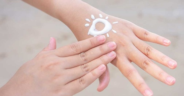 Thu hồi toàn quốc kem chống nắng và mặt nạ dưỡng da do sai công thức công bố