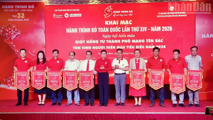 Tôn vinh những tấm gương hiến máu tiêu biểu