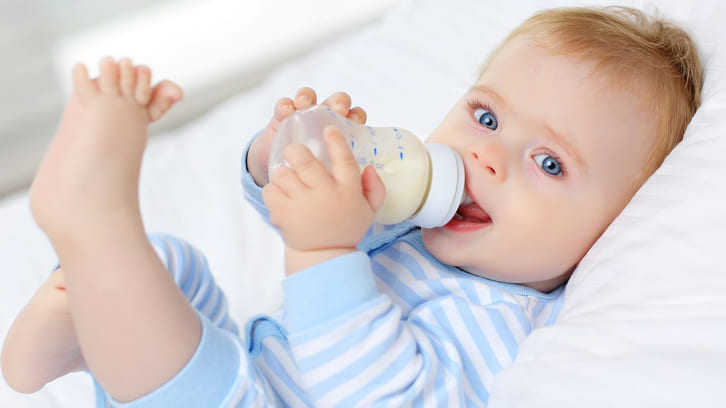 Nhiều hóa chất gây rối loạn nội tiết xuất hiện trong sữa mẹ và trẻ sơ sinh