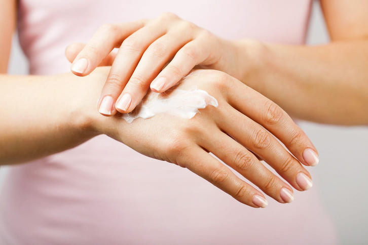 Cách làm dịu tình trạng ngứa da do suy thận